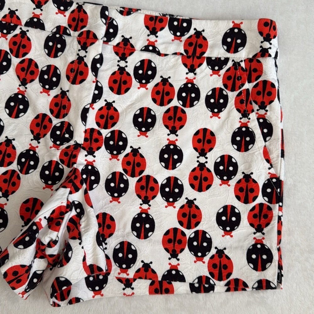 Trina Turk | Corbin Ladybug Print Cotton Stretch Shorts 181505 White/Red/Black 6 - Picture 5 of 16